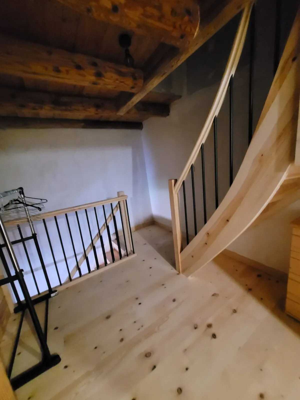 Maison 9 personnes à Alleuze – Cheminée, jardin et barbecue - Photo 13