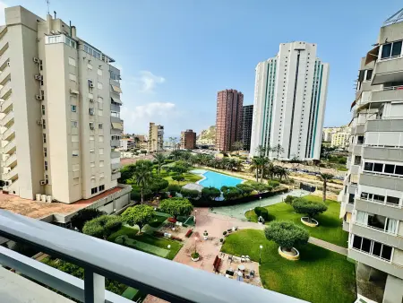 Appartement 5 pers. Finestrat, terrasse vitrée, 250 m plage : photo 4