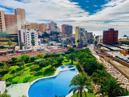 Location appartement à Finestrat, Appartement confortable avec vue sur mer près de la plage, animaux admis, garage.