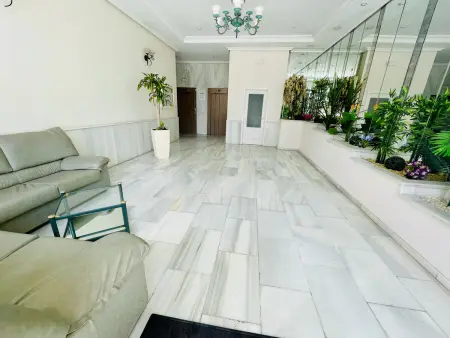 Appartement 50m² vue mer, terrasse & parking, Finestrat : photo 23