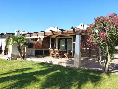 Location maison à Calasetta, Schönes Reihenhaus, klimatisiert