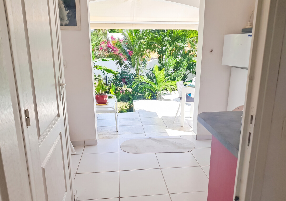 Bungalow 30 m² avec jardin clos et barbecue à Sainte-Anne - Photo 10