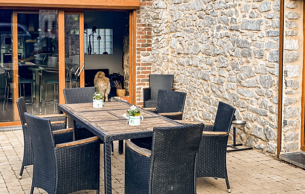 Maison pierre et poutres avec piscine chauffée à Hestrud - Photo 2