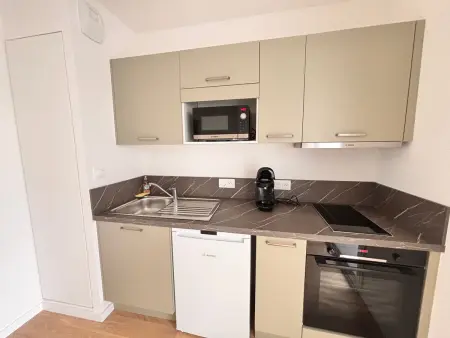 Studio avec terrasse et parking privé, quartier Arago, Les Sables-d'Olonne : photo 6