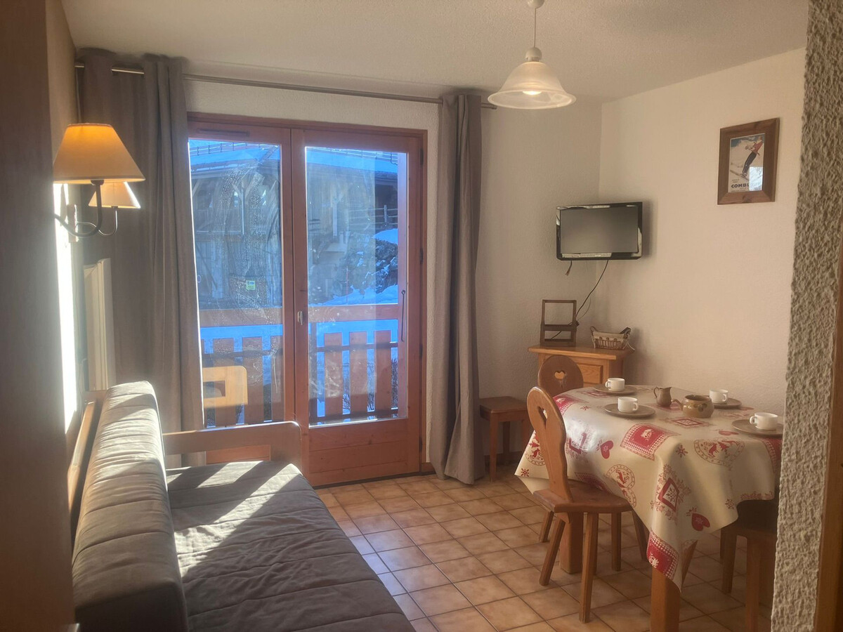 Appartement 2 pièces Combloux, balcon vue Mont-Blanc - Photo 2