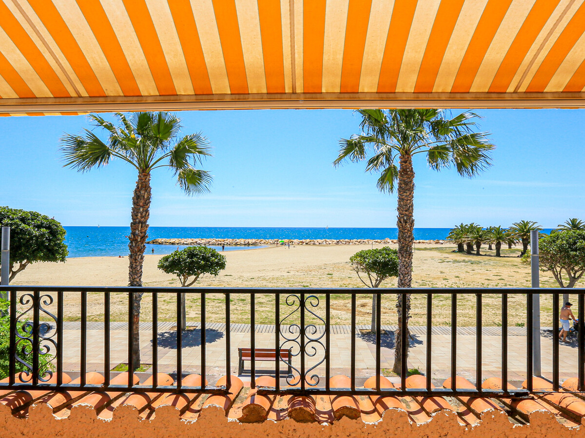 Villa Laura – Maison 8 personnes face à la mer à Cambrils - Photo 2