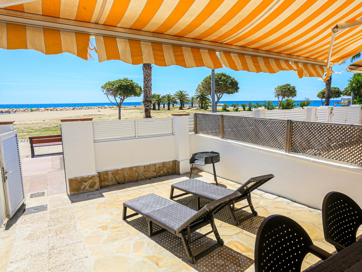 Villa Laura – Maison 8 personnes face à la mer à Cambrils - Photo 3