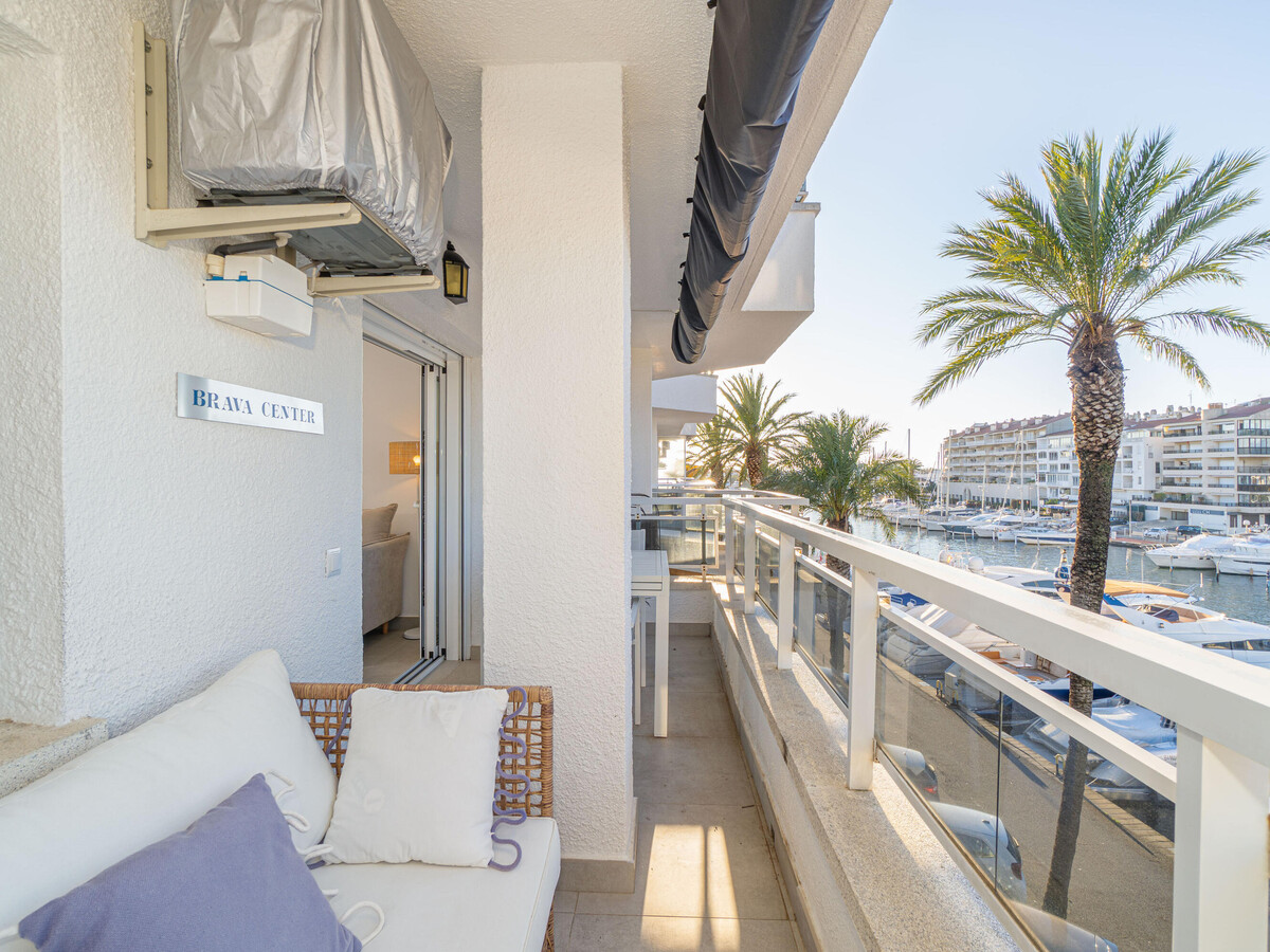 Appart 1 chambre Yacht Club Empuriabrava, balcon canal - Photo 12