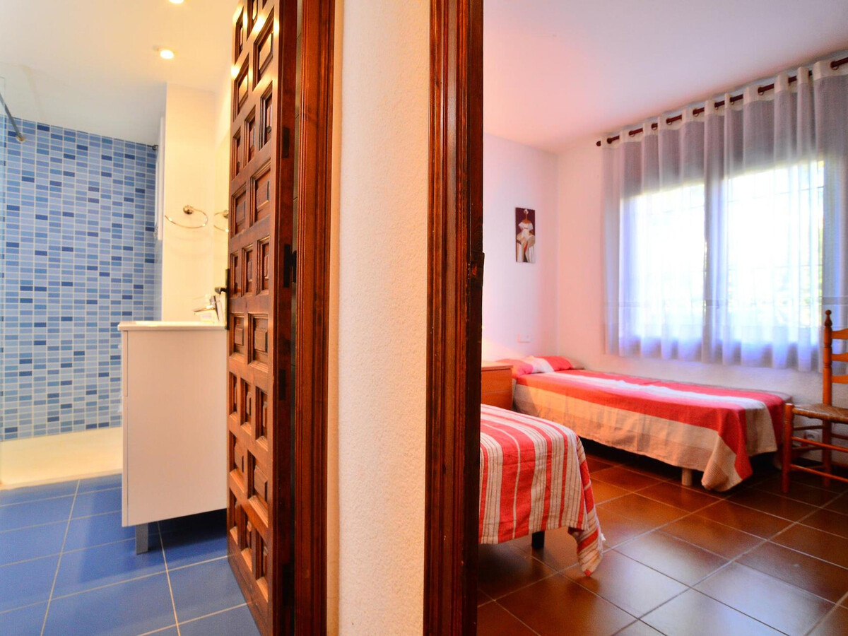 Rez-de-jardin 4 pers. avec piscine à Calella - Photo 9