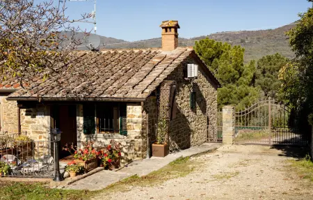 Maison de campagne avec piscine à Castiglion Fiorentino : photo 2