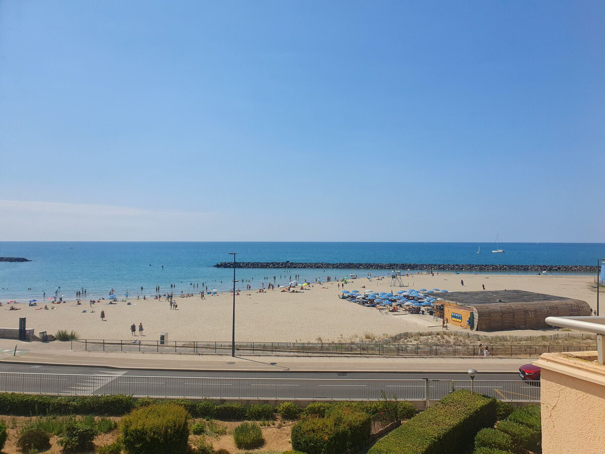 T2 front de mer avec parking à Sète - Photo 7
