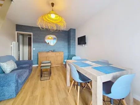 Duplex 46 m² rénové avec parking privé au centre de Quiberon : photo 2