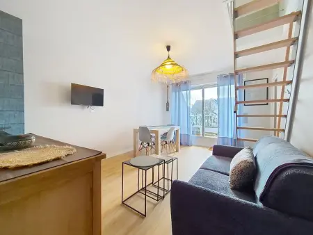 Duplex 46 m² rénové avec parking privé au centre de Quiberon : photo 3