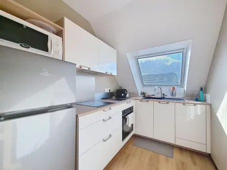 Duplex 46 m² rénové avec parking privé au centre de Quiberon : photo 4