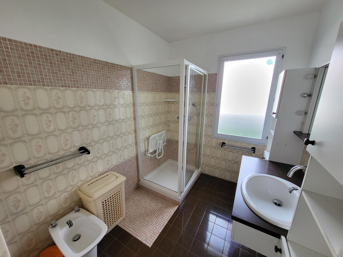 Maison 90 m² à 100 m de la mer, jardin clos - Photo 12