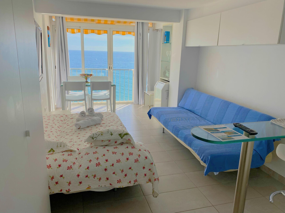 Studio en bord de mer à Platja d'Aro, face au boulevard maritime - Photo 1