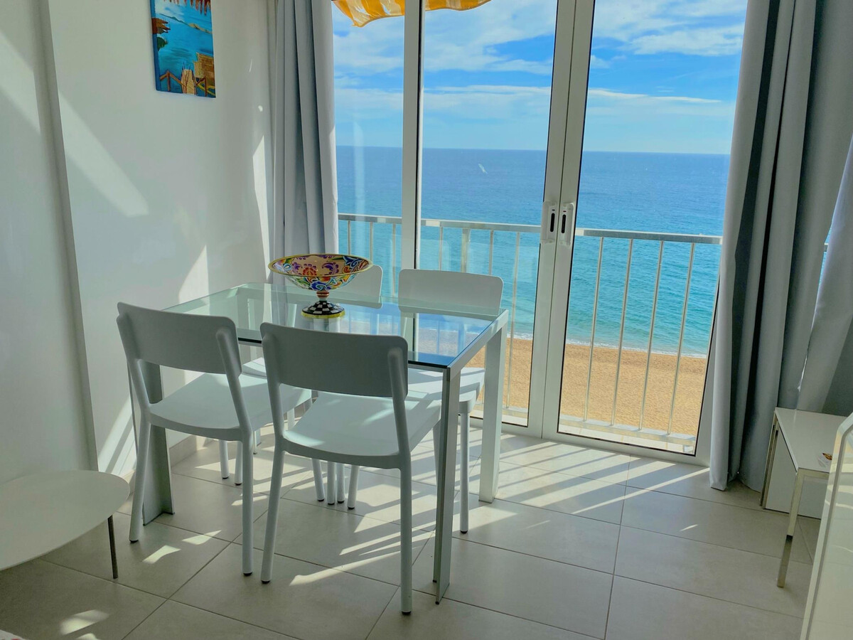 Studio en bord de mer à Platja d'Aro, face au boulevard maritime - Photo 2