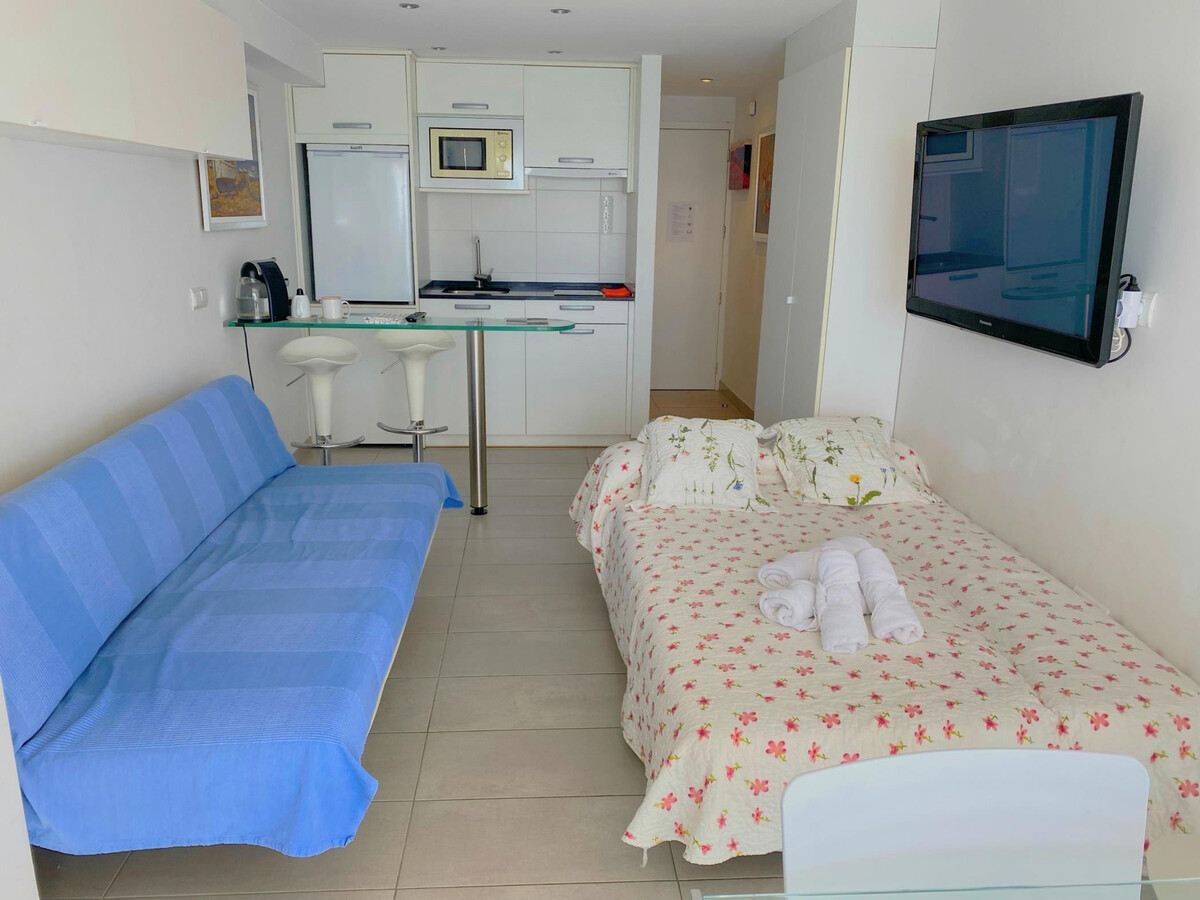Studio en bord de mer à Platja d'Aro, face au boulevard maritime - Photo 3