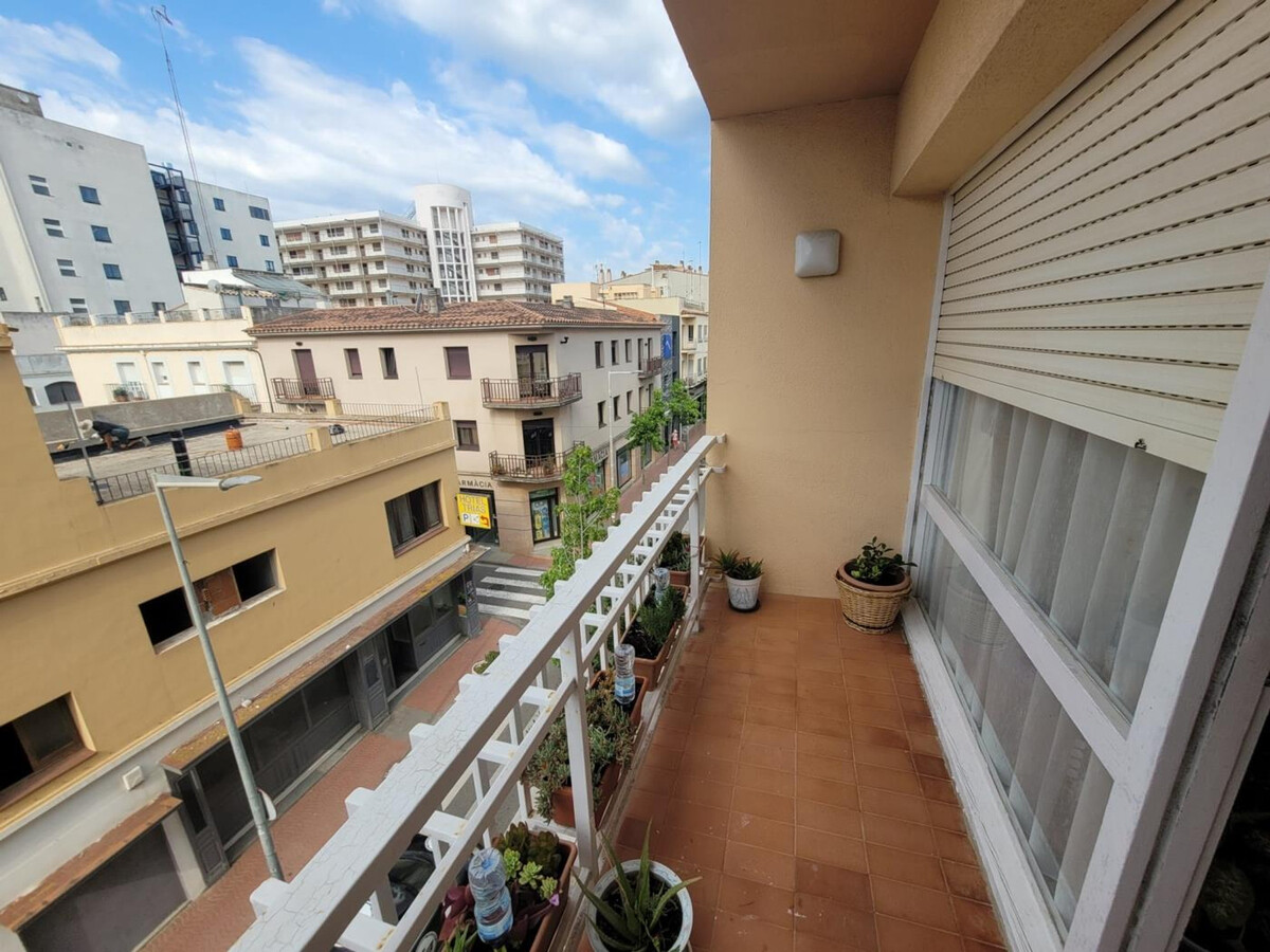 Appartement 3 chambres, centre Palamós, vue mer et parking - Photo 2