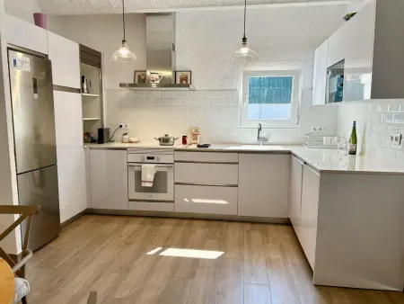 Villa 4 étages avec jardin, BBQ et chargeur électrique : photo 6