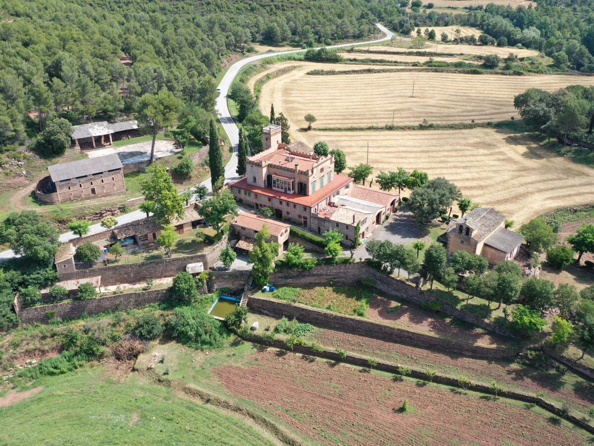 Mas catalan du XIe siècle, 14 personnes, barbecue et lac - Photo 2