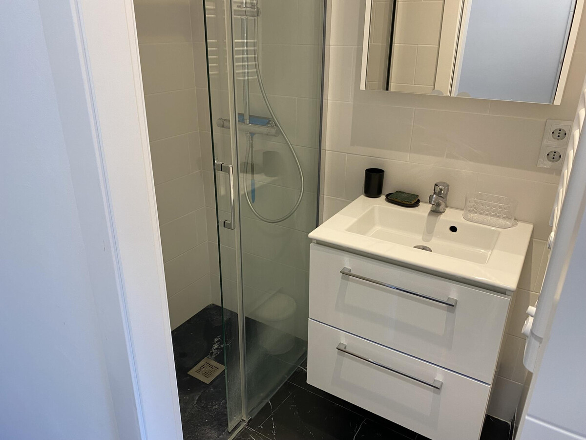 Appartement 40 m² rénové, piscine & jardin à Calella - Photo 11