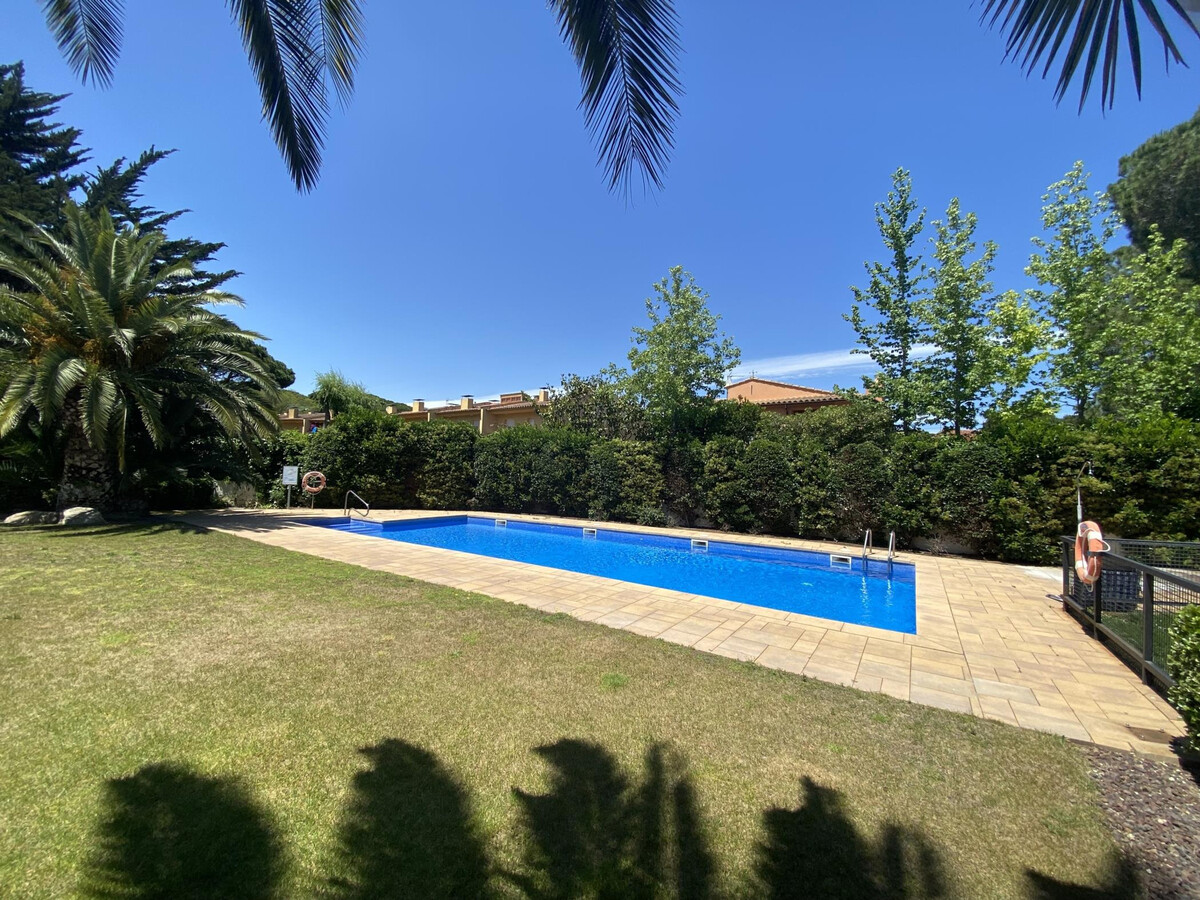 Appartement 40 m² rénové, piscine & jardin à Calella - Photo 15