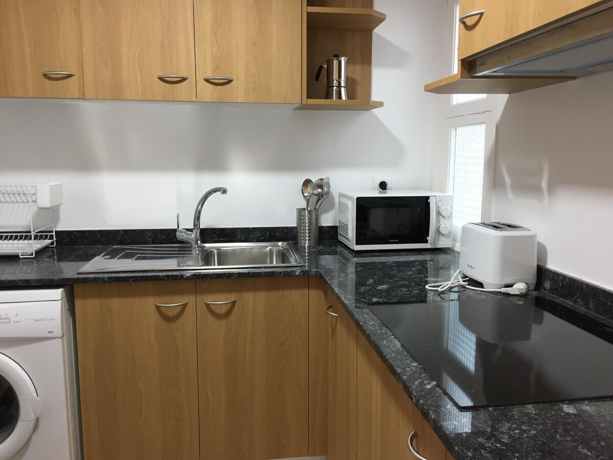 Appartement 6 pers. au centre, climatisé, 2 min de plage - Photo 9