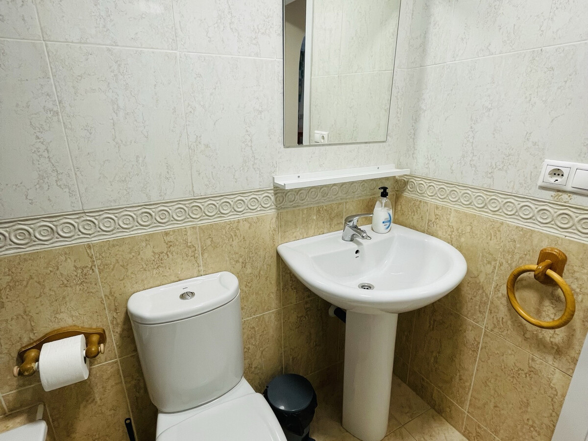 Appartement 18e étage, terrasse, climatisation, piscine - Photo 18