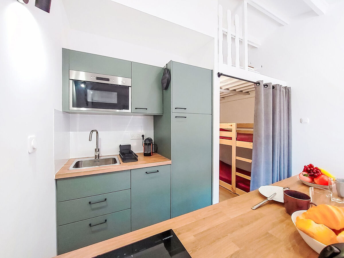 Studio rénové 28 m² avec terrasse 15 m² à Saint Cyr - Photo 14