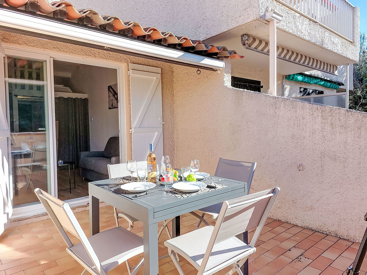 Studio rénové 28 m² avec terrasse 15 m² à Saint Cyr - Photo 15