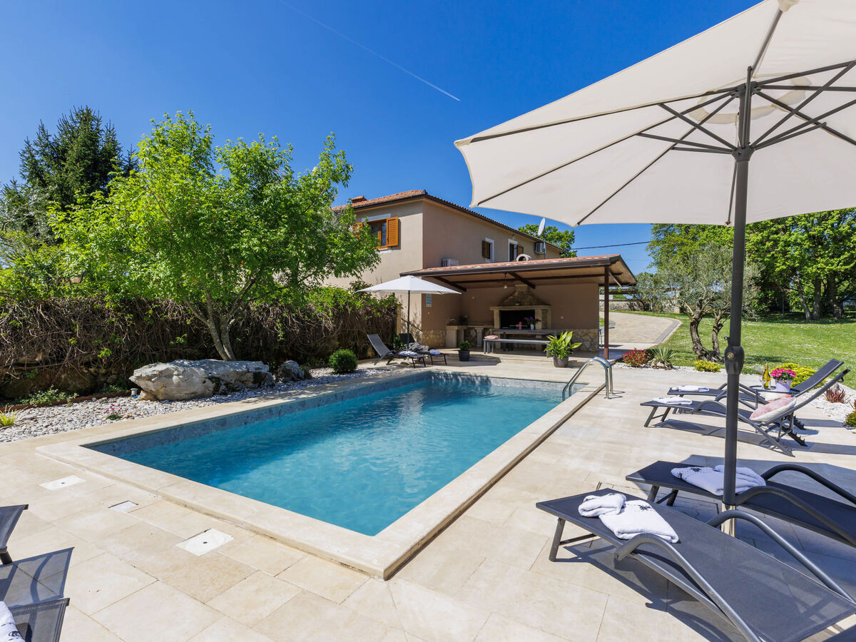 Villa Križanci, maison 8 pers. piscine privée - Photo 1