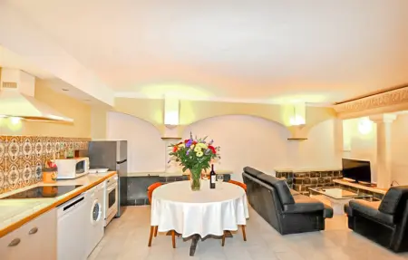 Maison 74 m² piscine partagée à Portel des Corbières : photo 4