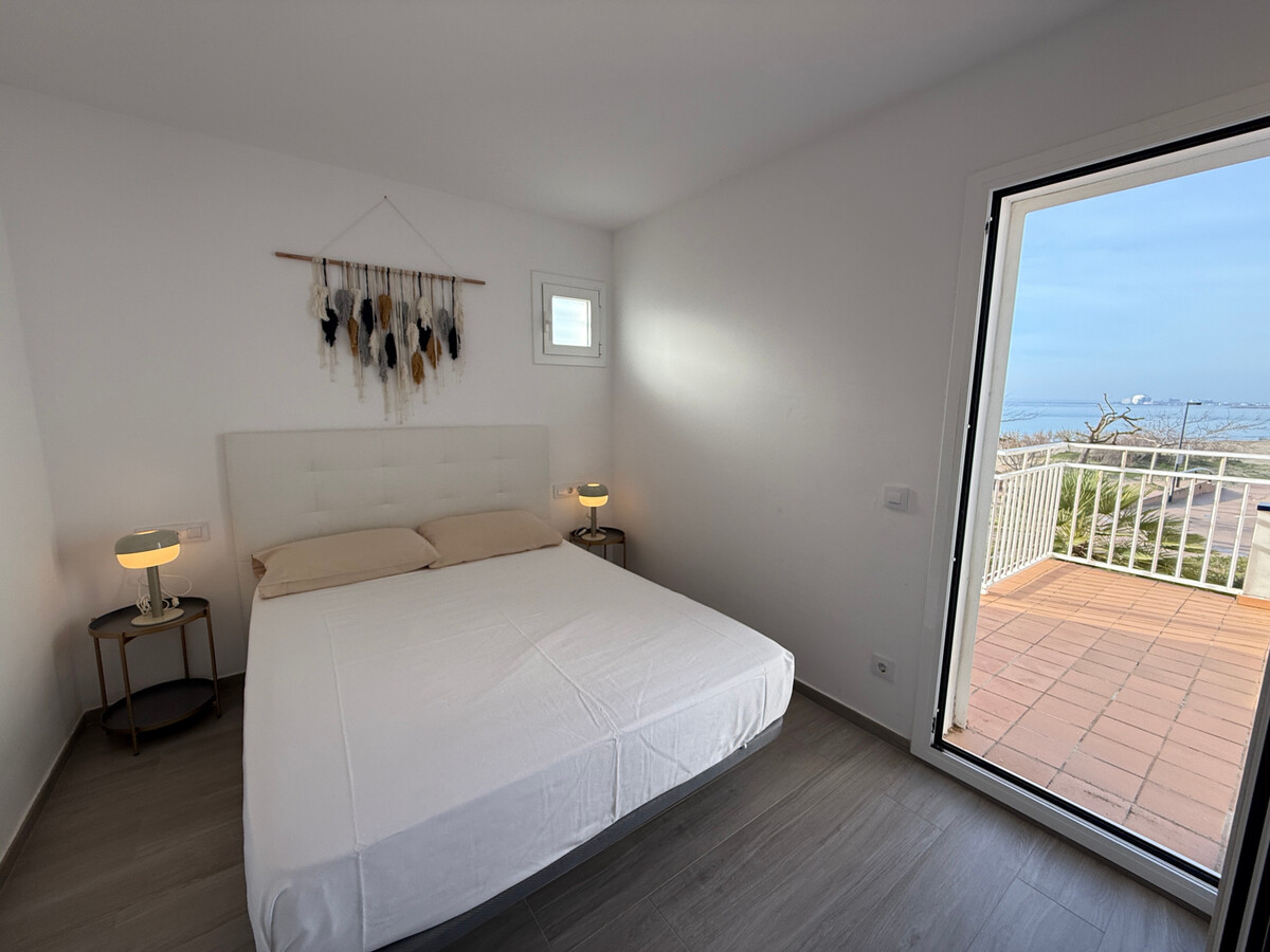 Appartement front de mer à Roses avec balcon et parking - Photo 11