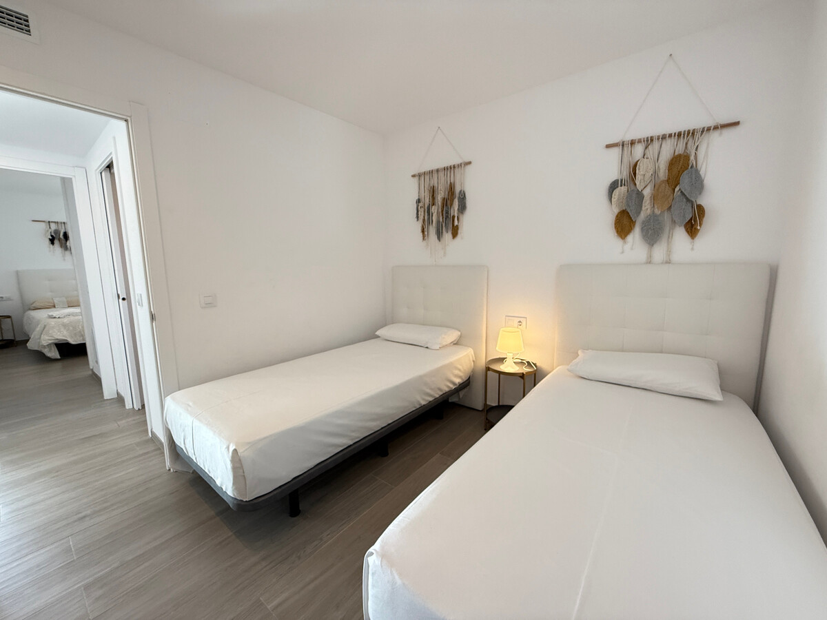 Appartement front de mer à Roses avec balcon et parking - Photo 15