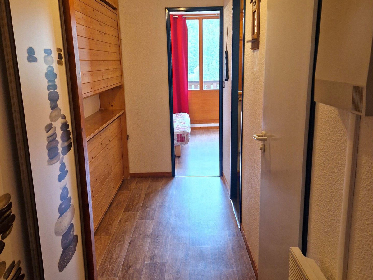 Studio 3 pers Valfréjus, balcon Est, casier à skis - Photo 9