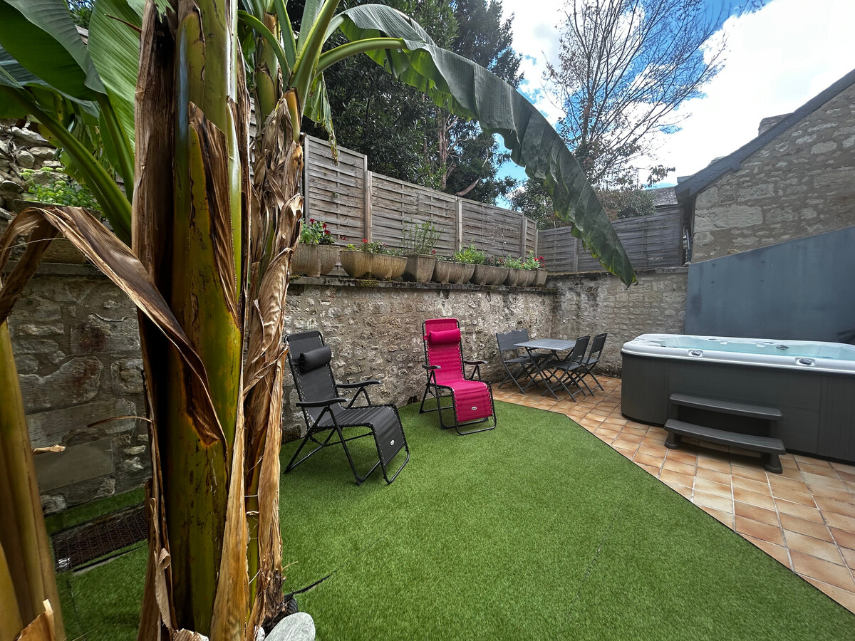 Maison 6 pers. au pied du Donjon avec jacuzzi - Photo 4