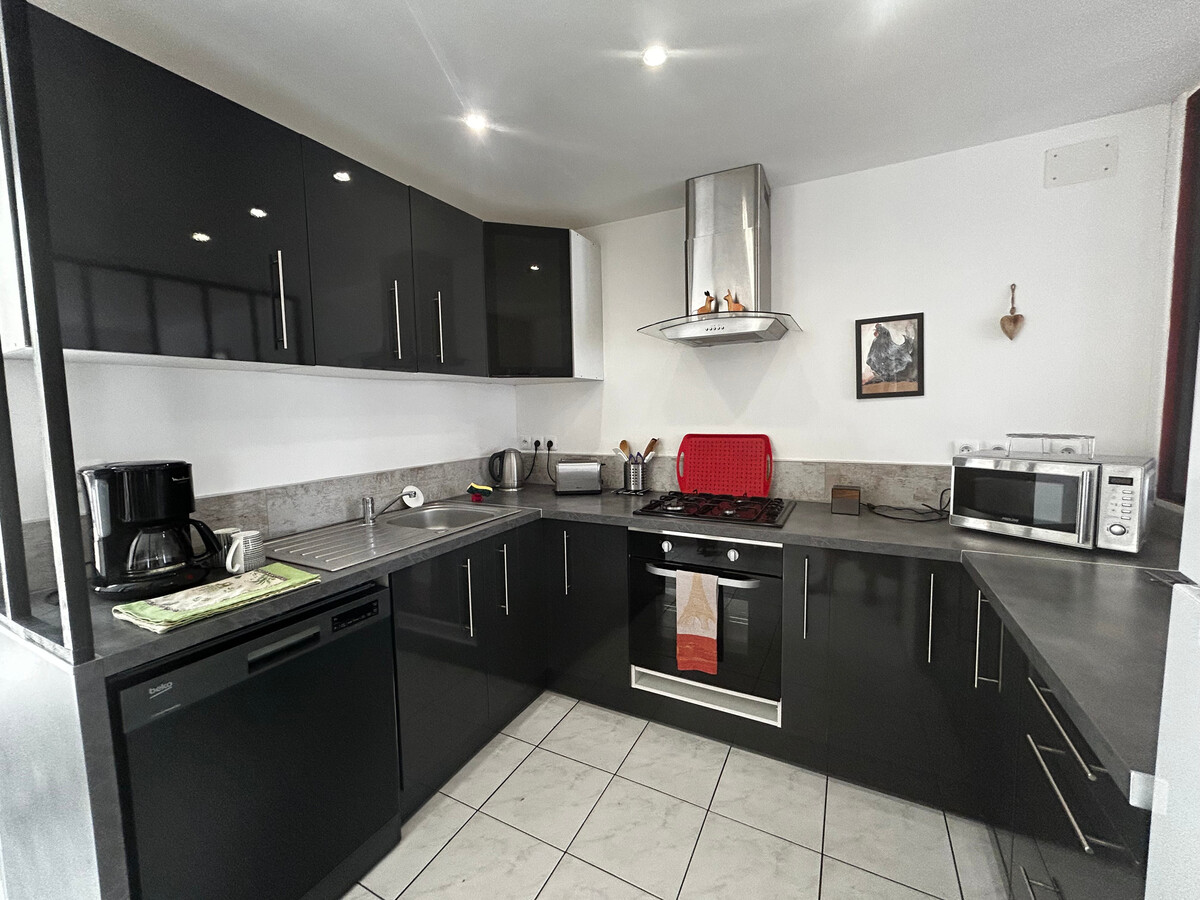 Maison 6 pers. au pied du Donjon avec jacuzzi - Photo 5