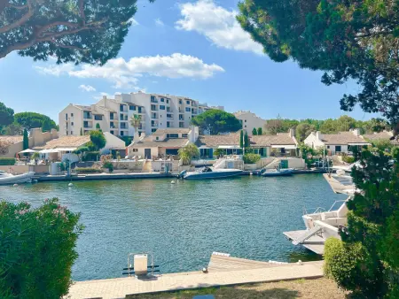 Maison 3 pièces rénovée avec amarrage privé à Port Grimaud : photo 7