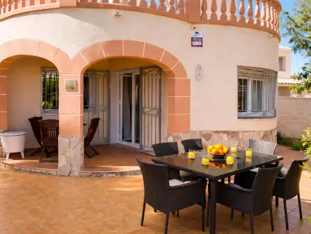 Chalet familial à Oliva Nova, proche plage, animaux admis - Photo 1