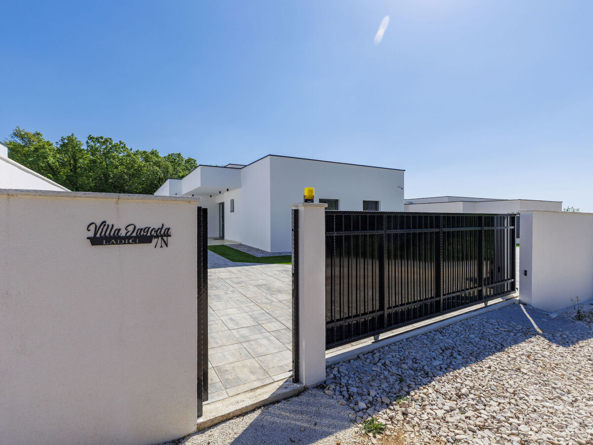 Villa Jagoda, 8 pers., piscine chauffée et sauna - Photo 56