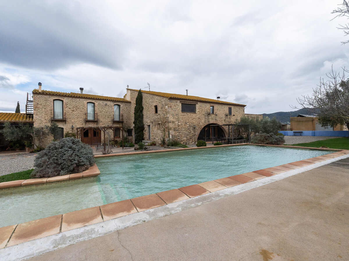 Mas catalan 250 m², piscine partagée, Costa Brava - Photo 1