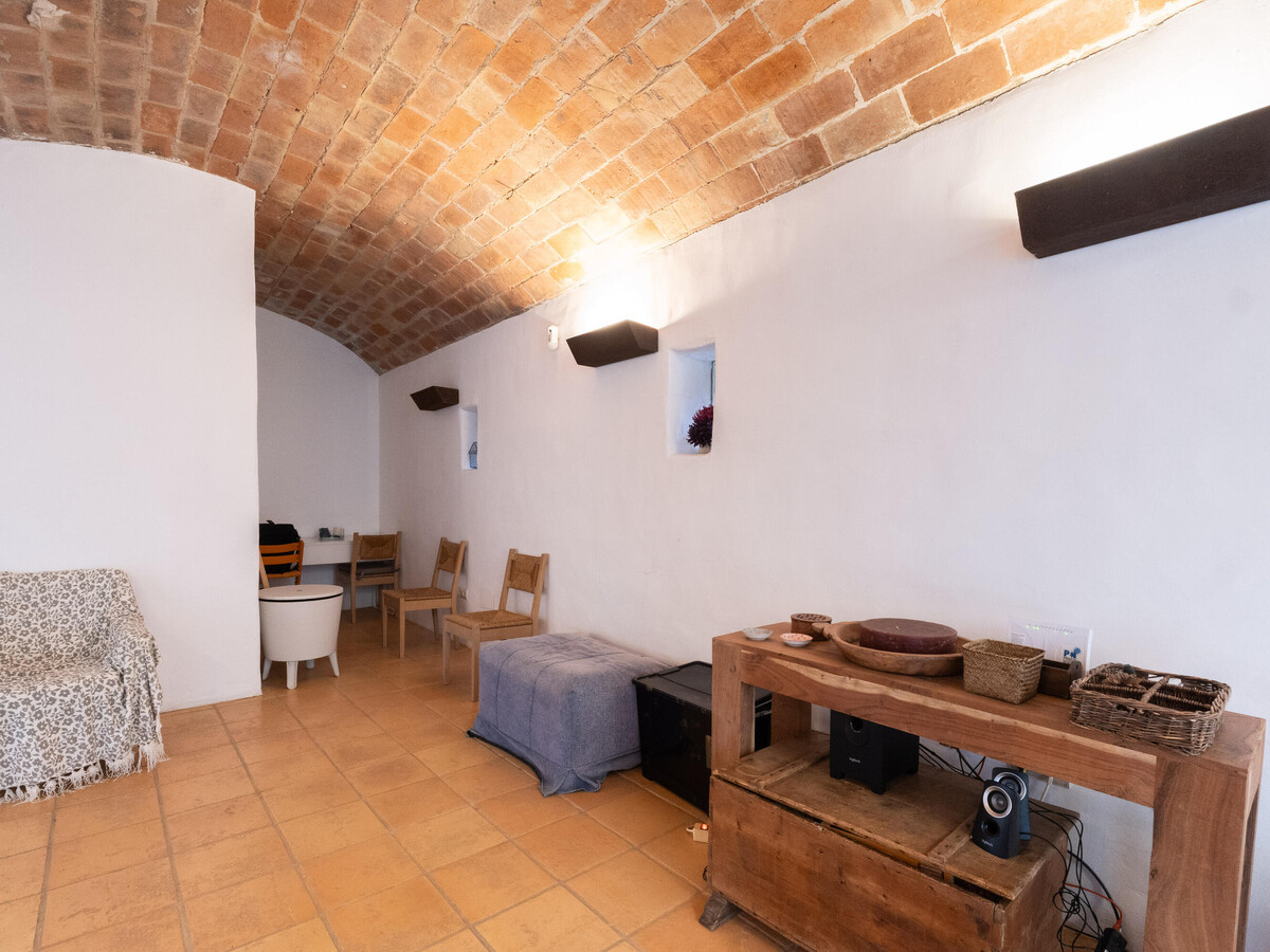 Mas catalan 250 m², piscine partagée, Costa Brava - Photo 10