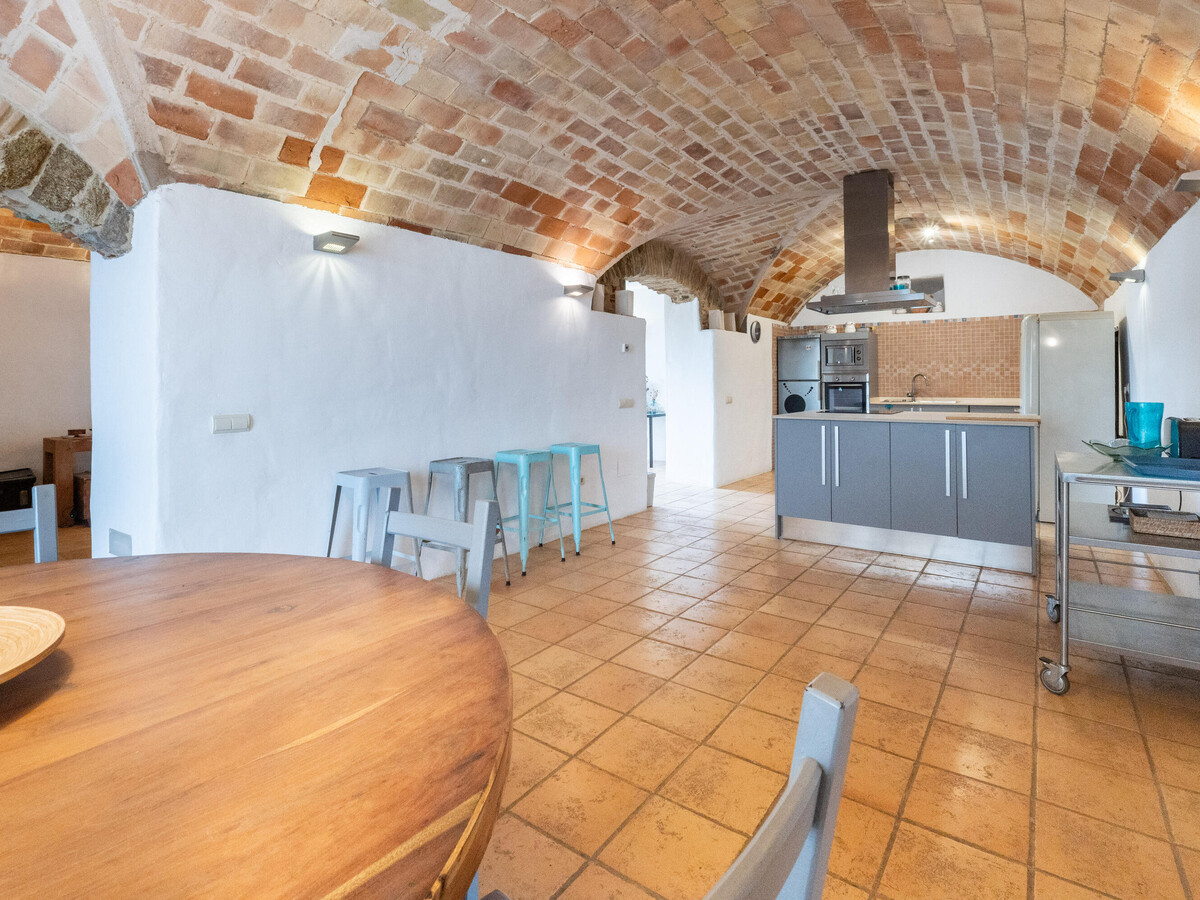 Mas catalan 250 m², piscine partagée, Costa Brava - Photo 15
