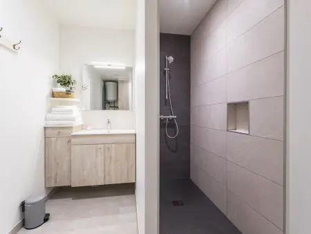 Gîte indépendant Villeneuve-en-Retz, jardin 1000m² et parking : photo 8
