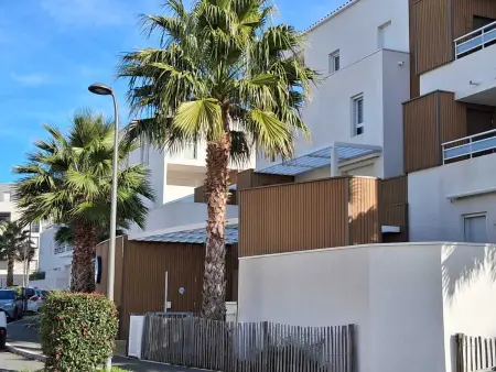 Location appartement à , Appartement Climatisé 45m² avec Terrasse à Mèze, 4 pers