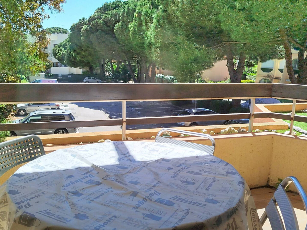 Studio climatisé 25 m² avec parking à Bormes-les-Mimosas - Photo 1