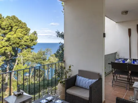Appartement moderne sur la falaise, terrasse vue mer à Calella de Palafrugell : photo 3