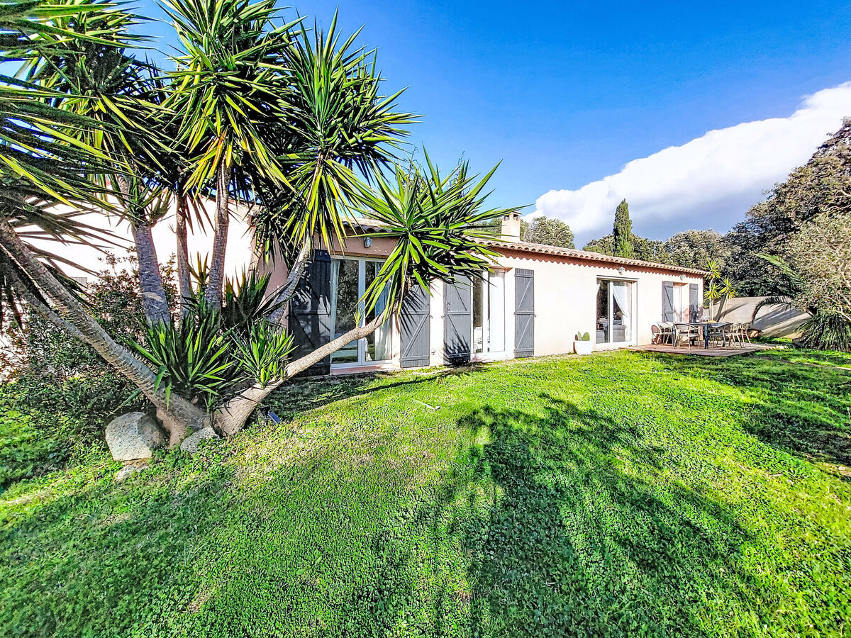 Villa Tarabucetta, 8 pers., piscine privée à Figari - Photo 23
