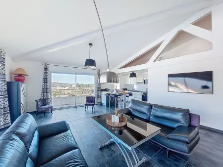 Penthouse La Boétie, 3 chambres et grande terrasse à Porto-Vecchio : photo 9